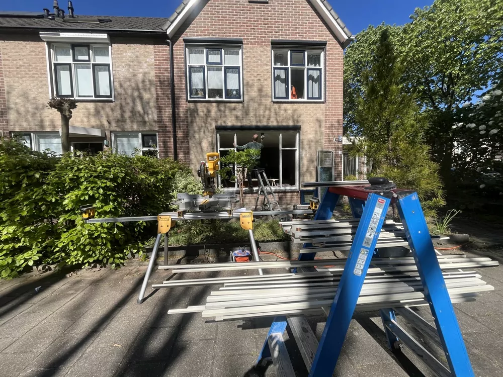 Kozijnen geplaatst door Ausma, gefotografeerd op locatie